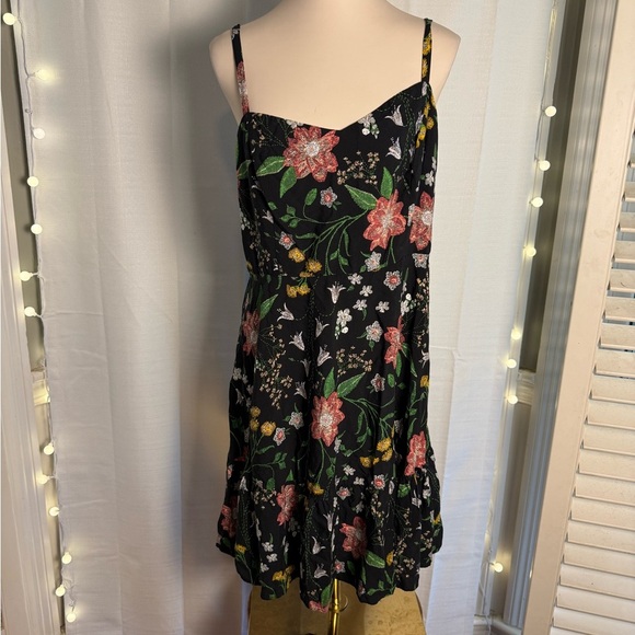 Old Navy Floral Midi Dress - Black and Multicolor - Picture 4 of 7